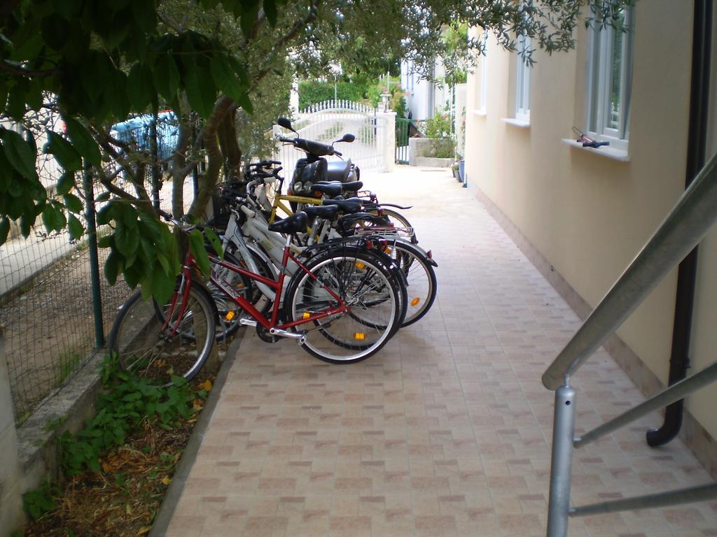 Apartments Tare, Free Parking Vodice Habitación foto