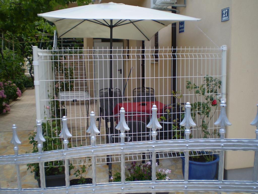 Apartments Tare, Free Parking Vodice Habitación foto