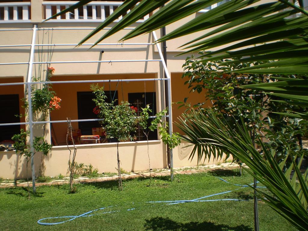 Apartments Tare, Free Parking Vodice Habitación foto